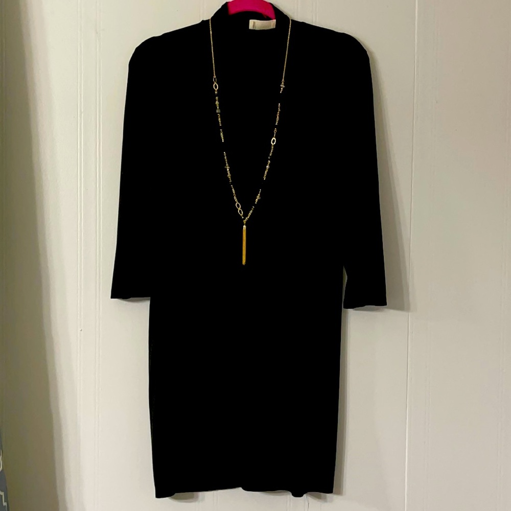 Everly black flowy dress size small.